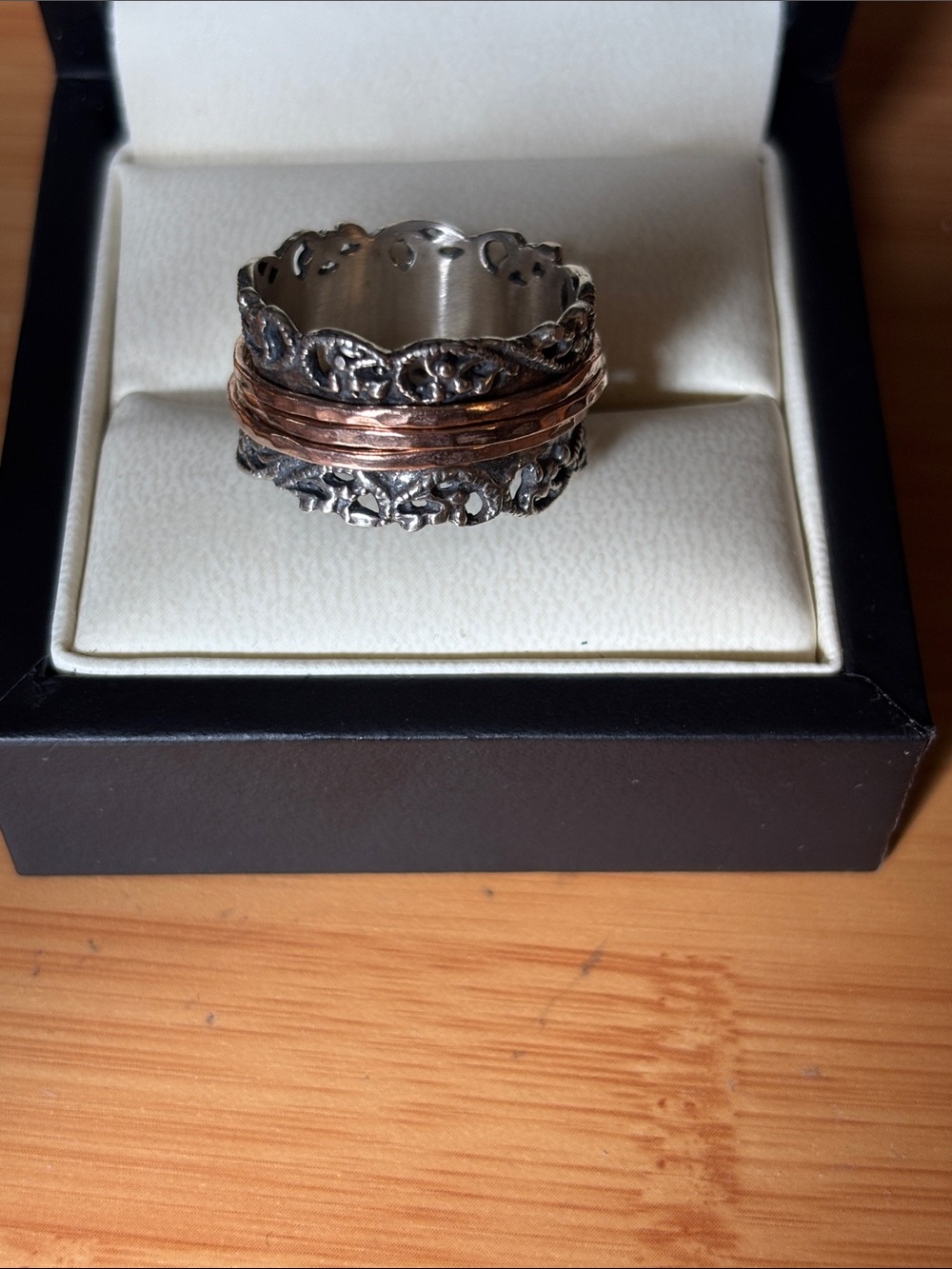 Or Paz Two-Tone Textured spinner Women's Ring NWOT box not included